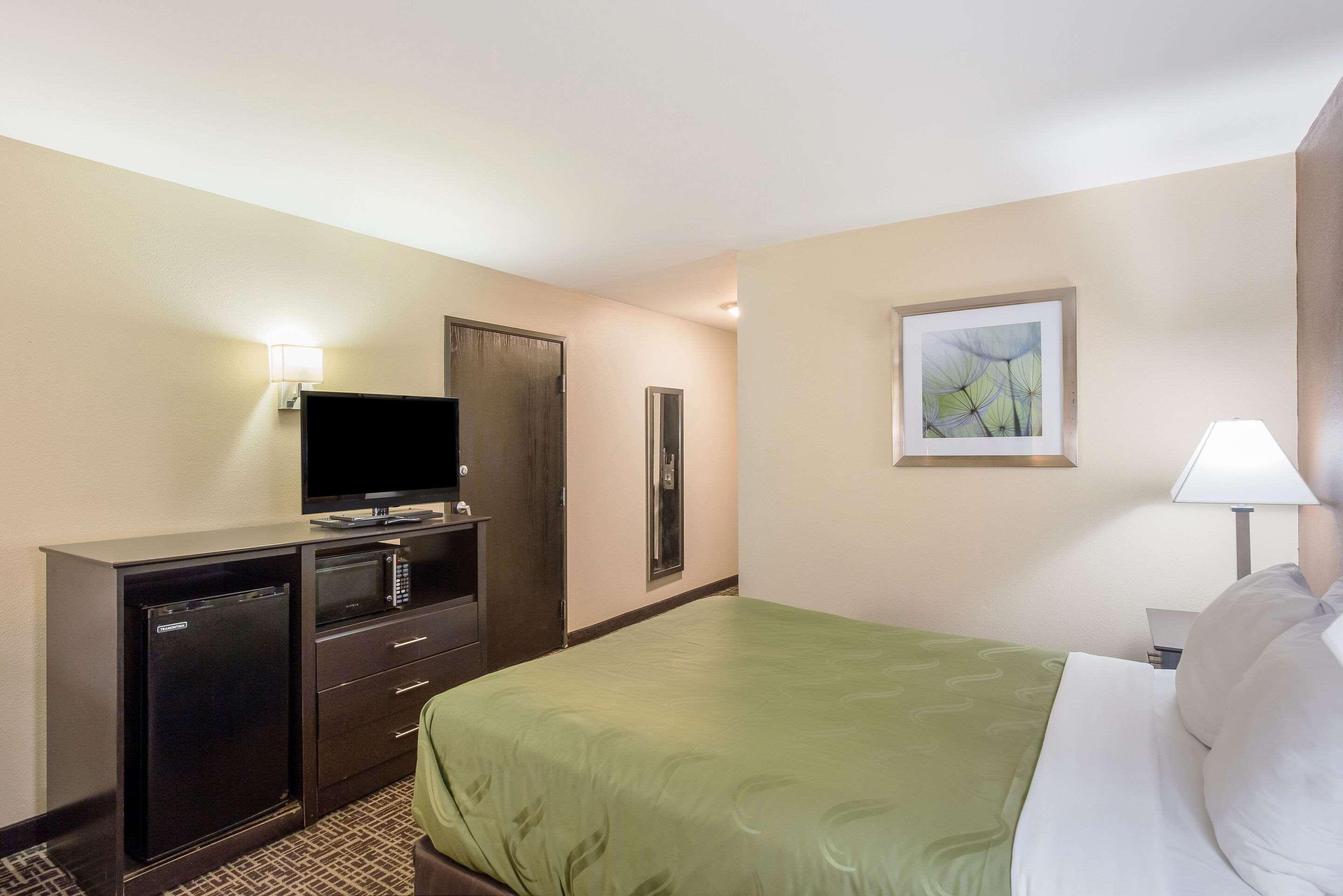 Quality Inn & Suites Caseyville - St Louis Exterior foto