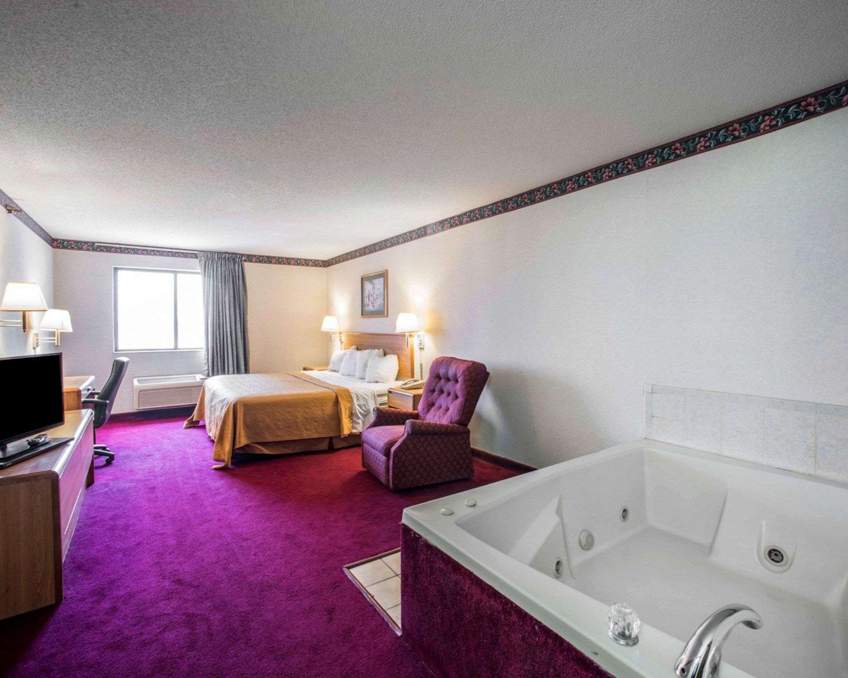 Quality Inn & Suites Caseyville - St Louis Exterior foto