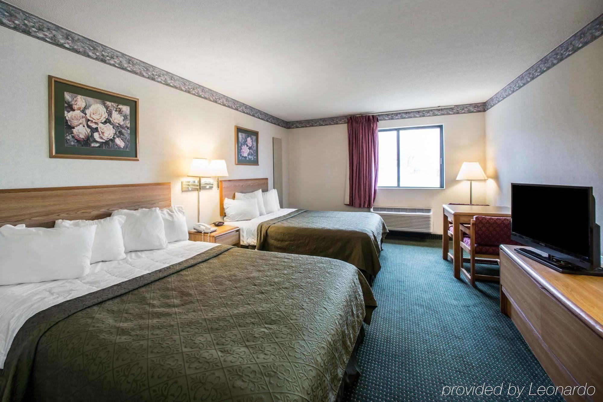 Quality Inn & Suites Caseyville - St Louis Exterior foto